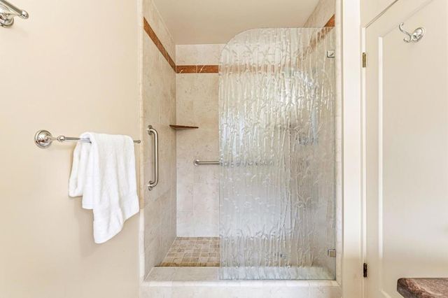 990 Sinex Avenue, Pacific Grove, CA 93950