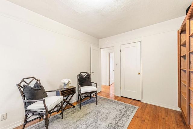 990 Sinex Avenue, Pacific Grove, CA 93950