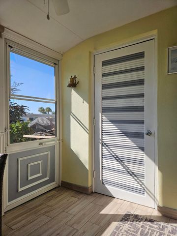 2677 Dudley Drive W G, West Palm Beach, FL 33415