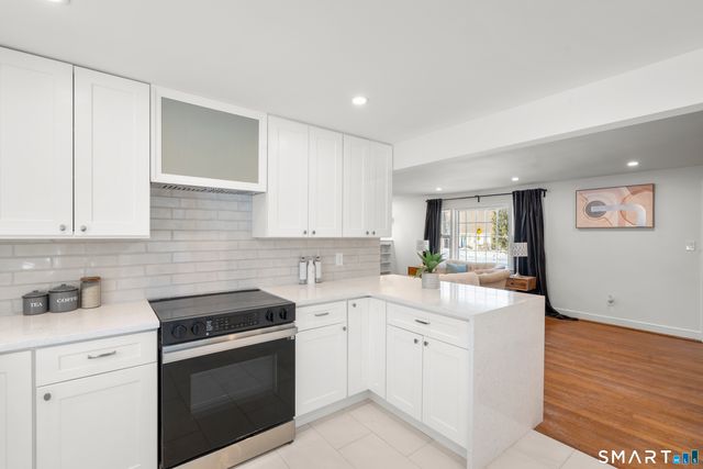 105 Hyde Road, West Hartford, CT 06117