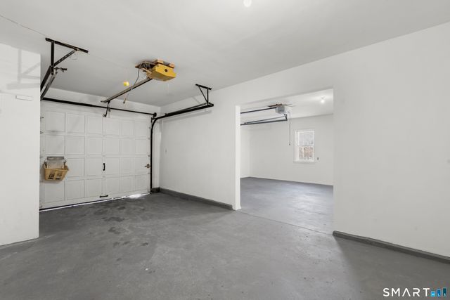 105 Hyde Road, West Hartford, CT 06117