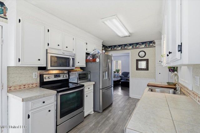 4618 Moonridge Cove, Pearl, MS 39208