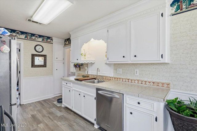 4618 Moonridge Cove, Pearl, MS 39208