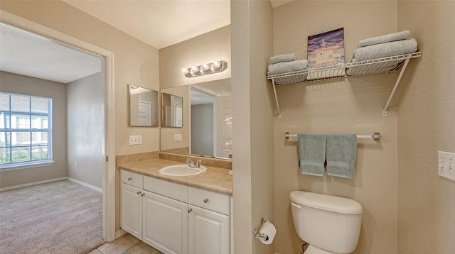 5520 ROSEHILL ROAD 203, Sarasota, FL 34233