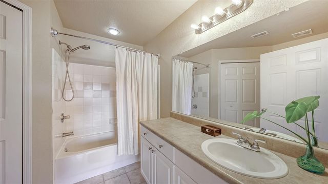 5520 ROSEHILL ROAD 203, Sarasota, FL 34233