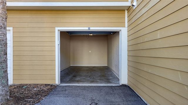 5520 ROSEHILL ROAD 203, Sarasota, FL 34233