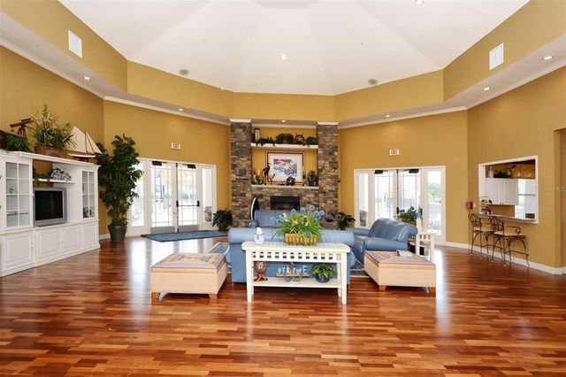 5520 ROSEHILL ROAD 203, Sarasota, FL 34233