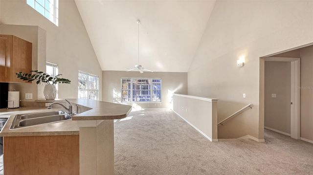 5520 ROSEHILL ROAD 203, Sarasota, FL 34233
