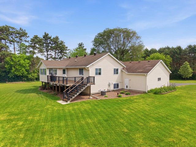 S6090 Deer Park PLACE, Eau Claire, WI 54701