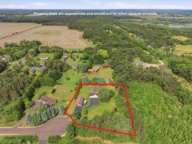 S6090 Deer Park PLACE, Eau Claire, WI 54701