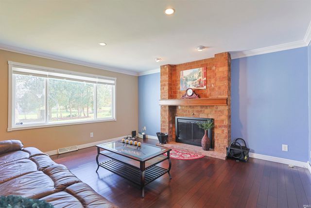 16322 Barryknoll Way, Granger, IN 46530