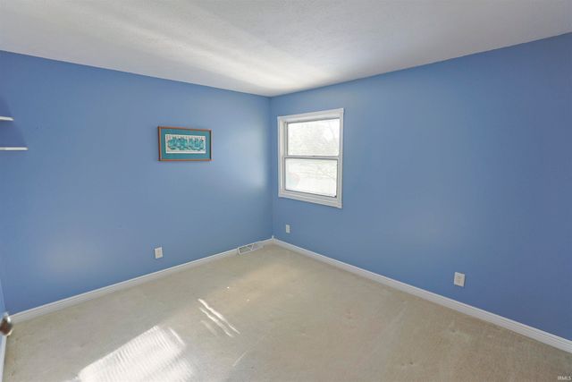 16322 Barryknoll Way, Granger, IN 46530