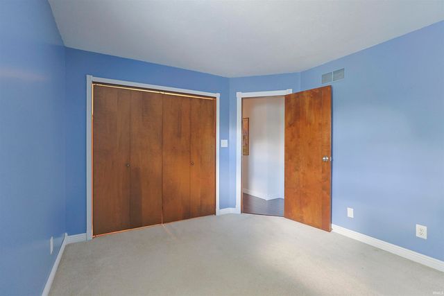 16322 Barryknoll Way, Granger, IN 46530