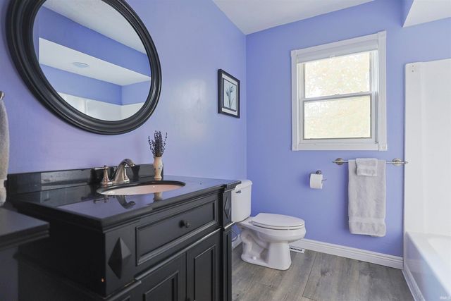 16322 Barryknoll Way, Granger, IN 46530