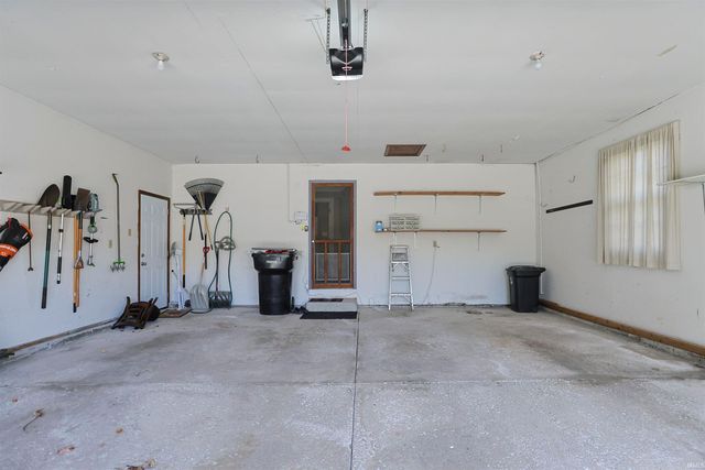 16322 Barryknoll Way, Granger, IN 46530