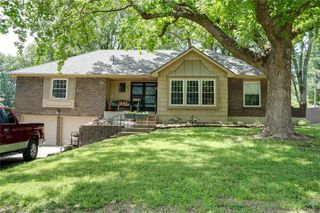 1331 SW Horizon Drive, Blue Springs, MO 64015