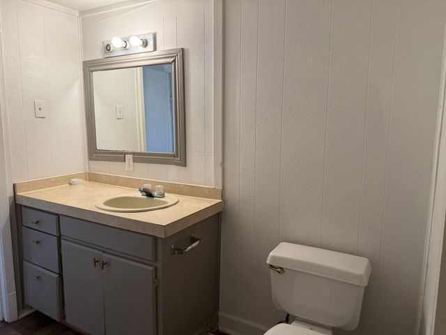 10604 County Road 1020, Burleson, TX 76028