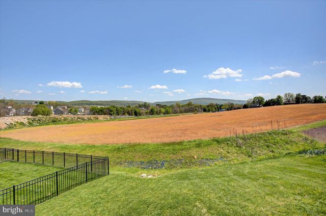 11700 MYSTIC ROCK LN S, Waynesboro, PA 17268