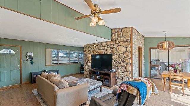 18 Worcester Drive, Bella Vista, AR 72714