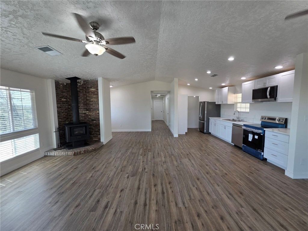 Image 12 of property listing at 116 Lost Horizon Drive, Oroville, CA 95966