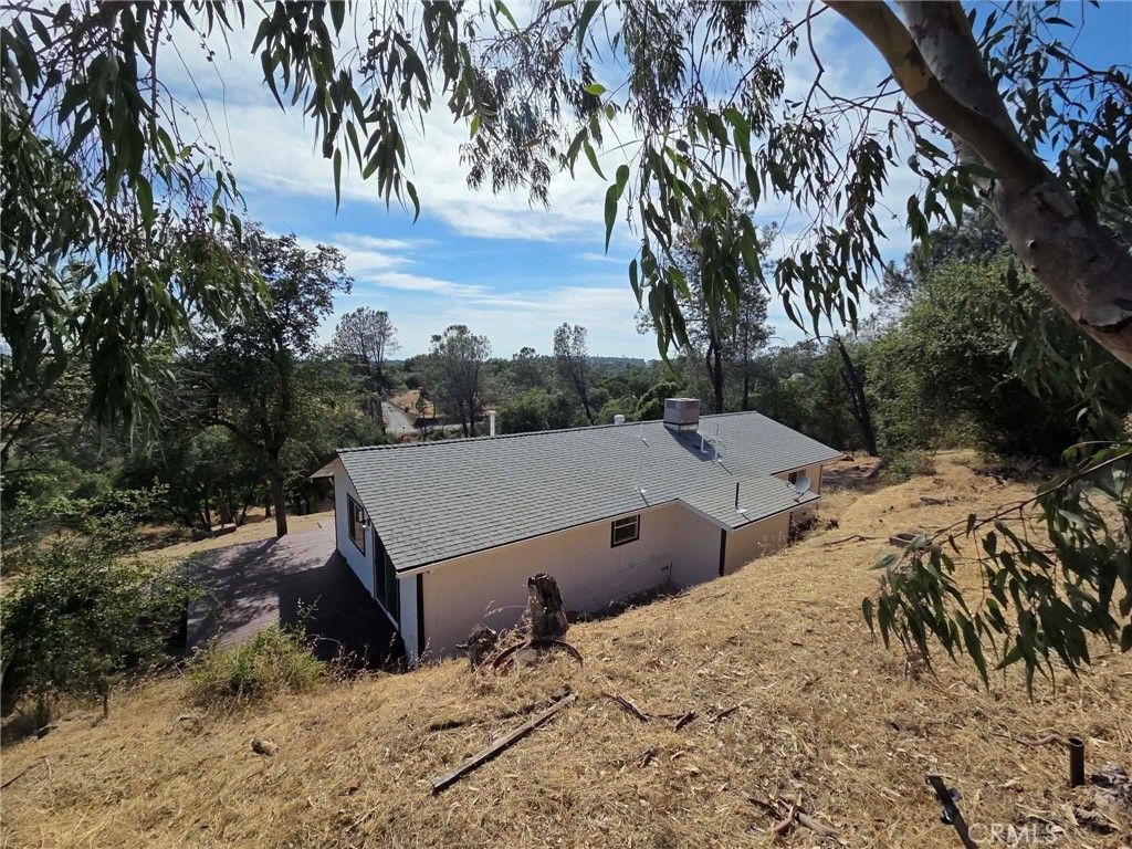 Image 7 of property listing at 116 Lost Horizon Drive, Oroville, CA 95966