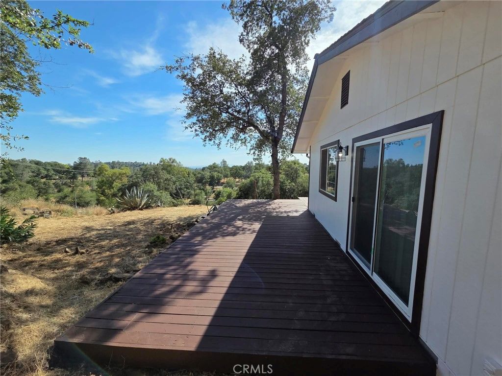 Image 8 of property listing at 116 Lost Horizon Drive, Oroville, CA 95966