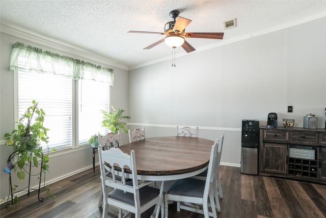 593 Chisholm Hills Drive, New Fairview, TX 76078