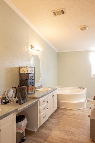 593 Chisholm Hills Drive, New Fairview, TX 76078