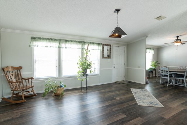 593 Chisholm Hills Drive, New Fairview, TX 76078