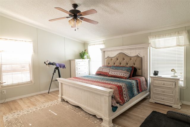 593 Chisholm Hills Drive, New Fairview, TX 76078