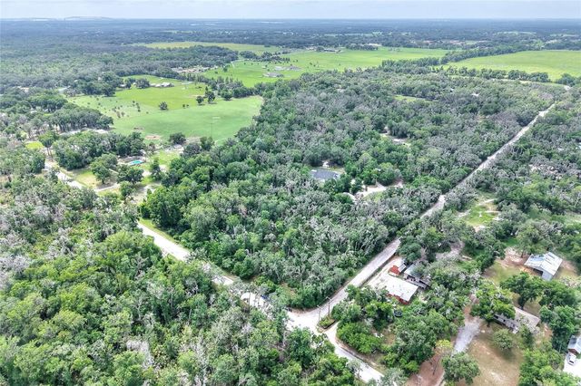 600 THOMPSON ROAD, Lithia, FL 33547