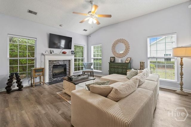 95 Falkland Avenue, Savannah, GA 31407