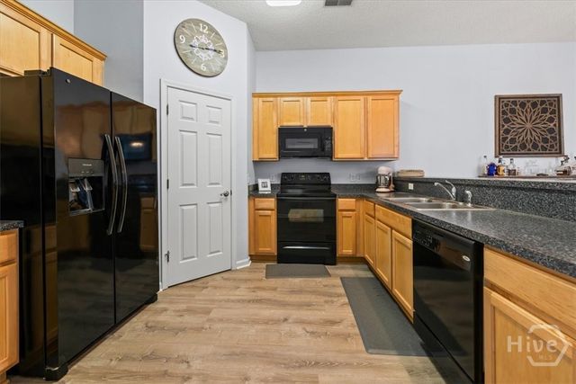 95 Falkland Avenue, Savannah, GA 31407