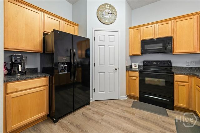 95 Falkland Avenue, Savannah, GA 31407
