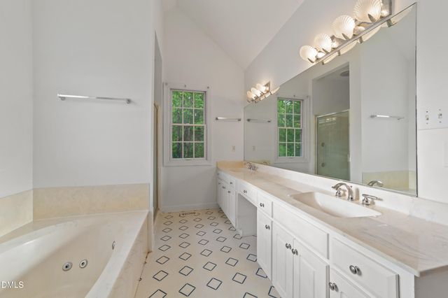 112 Hood Farm Road, Clayton, NC 27520