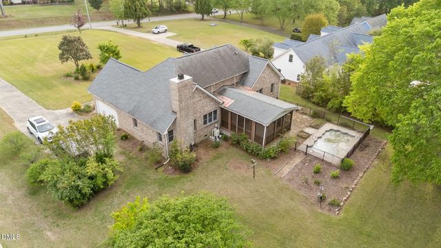 112 Hood Farm Road, Clayton, NC 27520