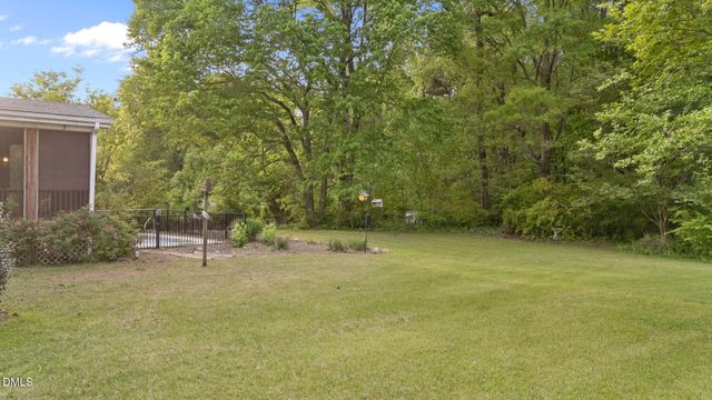 112 Hood Farm Road, Clayton, NC 27520