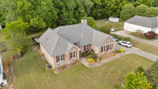 112 Hood Farm Road, Clayton, NC 27520