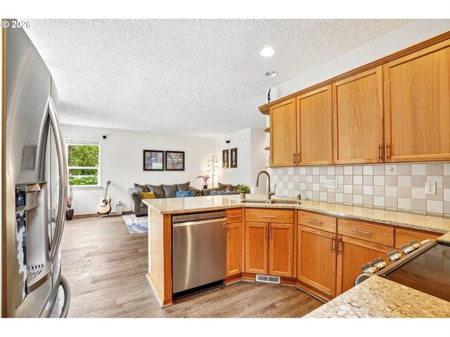 17405 Se 24TH St, Vancouver, WA 98683