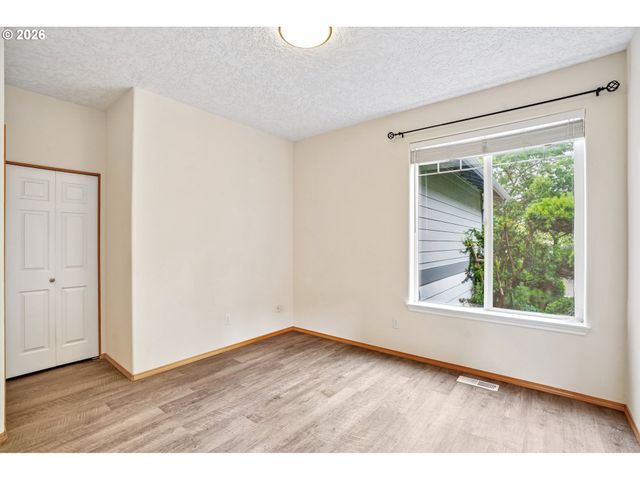 17405 Se 24TH St, Vancouver, WA 98683