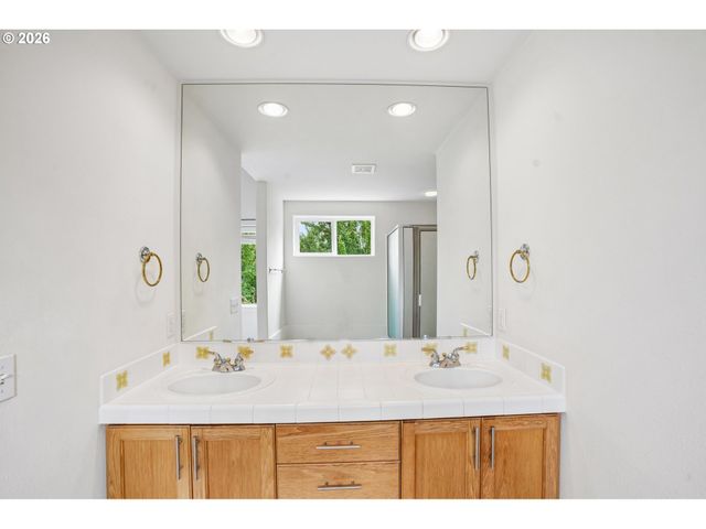 17405 Se 24TH St, Vancouver, WA 98683