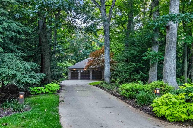55961 Dana Drive, Bristol, IN 46507