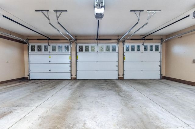 55961 Dana Drive, Bristol, IN 46507