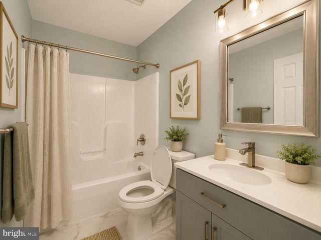 5302 76TH, Lanham, MD 20706