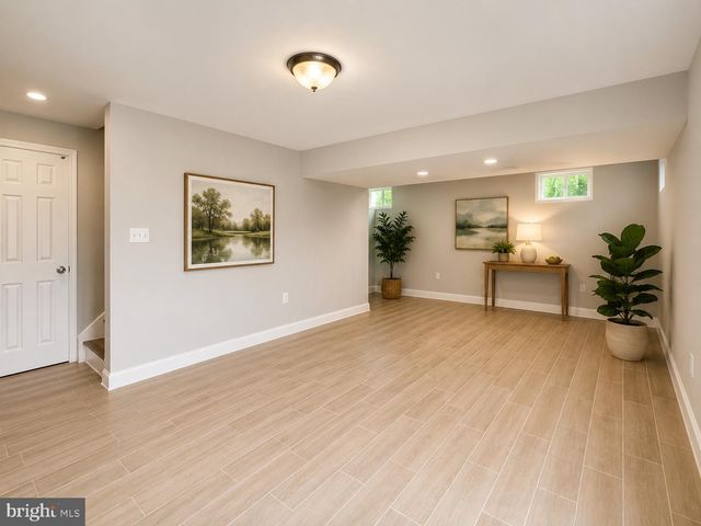 5302 76TH, Lanham, MD 20706