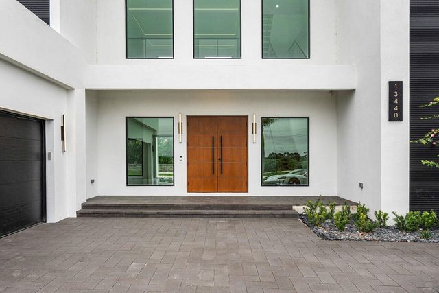 13440 US HIGHWAY 1, Juno Beach, FL 33408