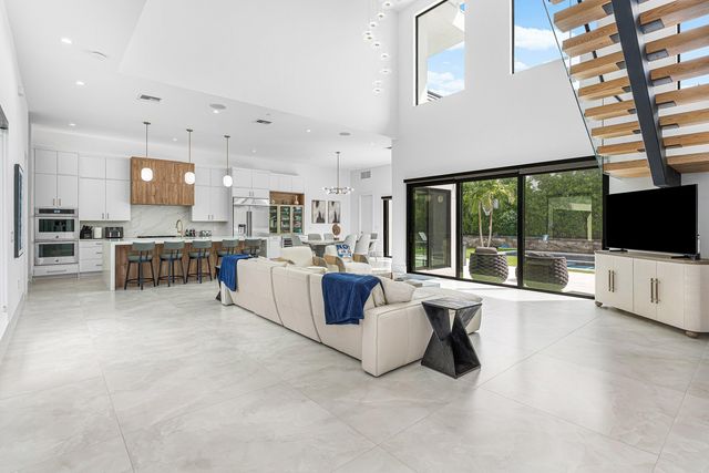 13440 US HIGHWAY 1, Juno Beach, FL 33408