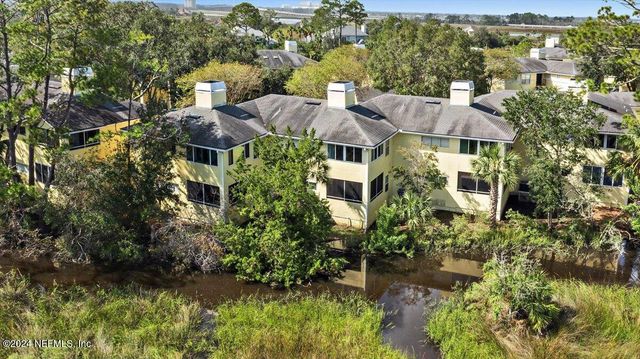 1800 THE GREENS Way 1205, Jacksonville Beach, FL 32250