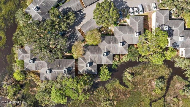 1800 THE GREENS Way 1205, Jacksonville Beach, FL 32250