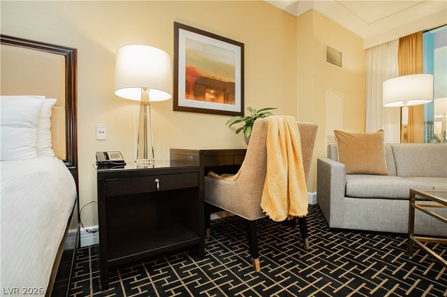 2000 Fashion Show Drive 3000, Las Vegas, NV 89109